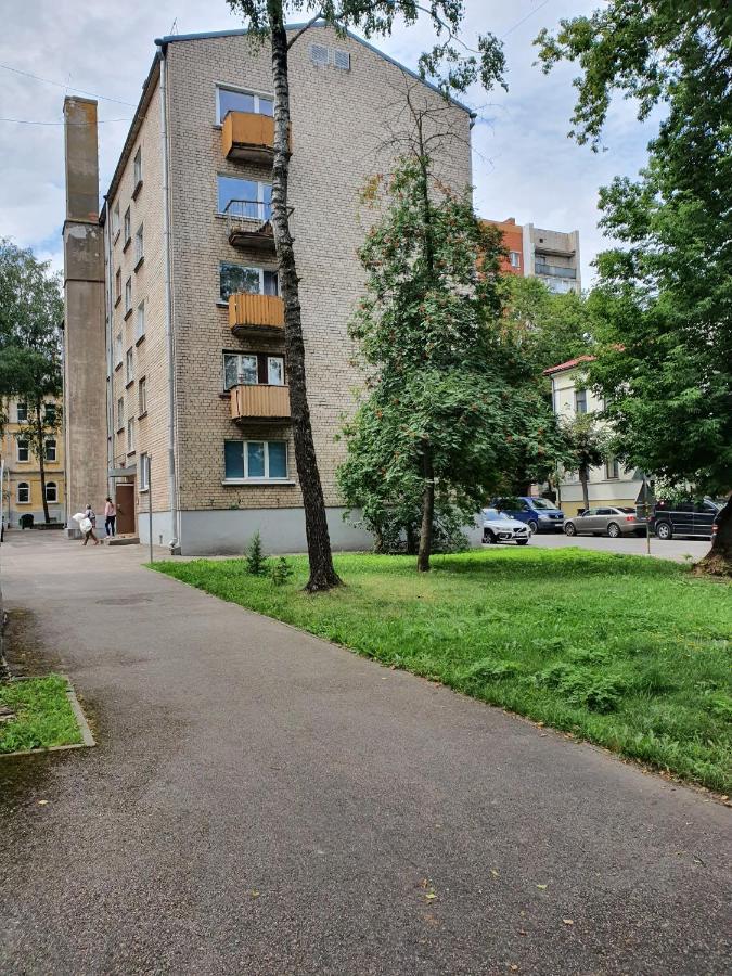 Apartament Erfolg 6 Lägenhet Daugavpils Exteriör bild