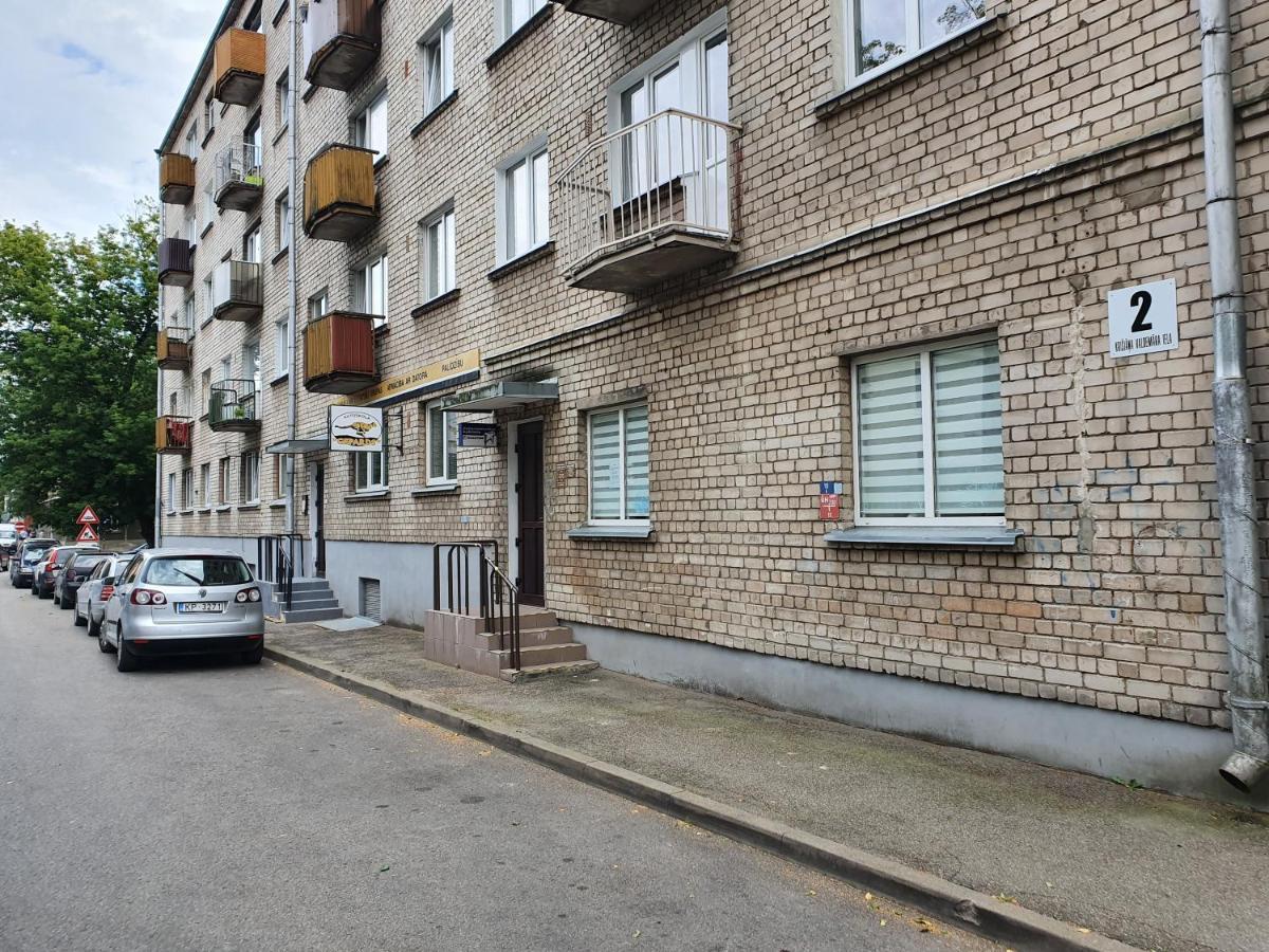 Apartament Erfolg 6 Lägenhet Daugavpils Exteriör bild