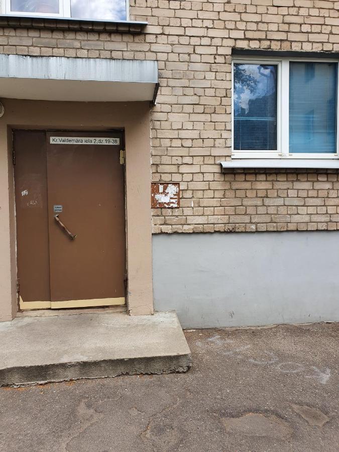 Apartament Erfolg 6 Lägenhet Daugavpils Exteriör bild